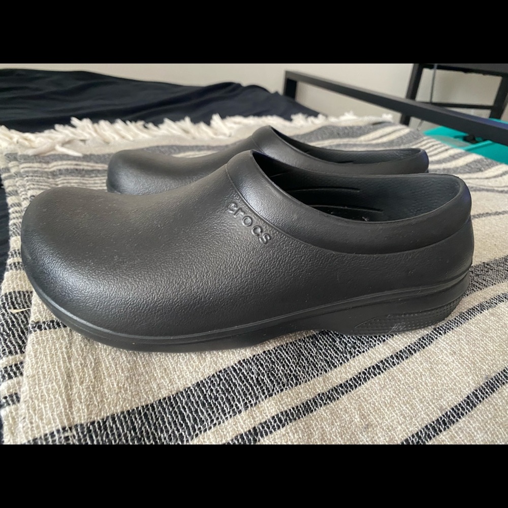 Slip Resistant Crocs. Size 9. Worn once.
